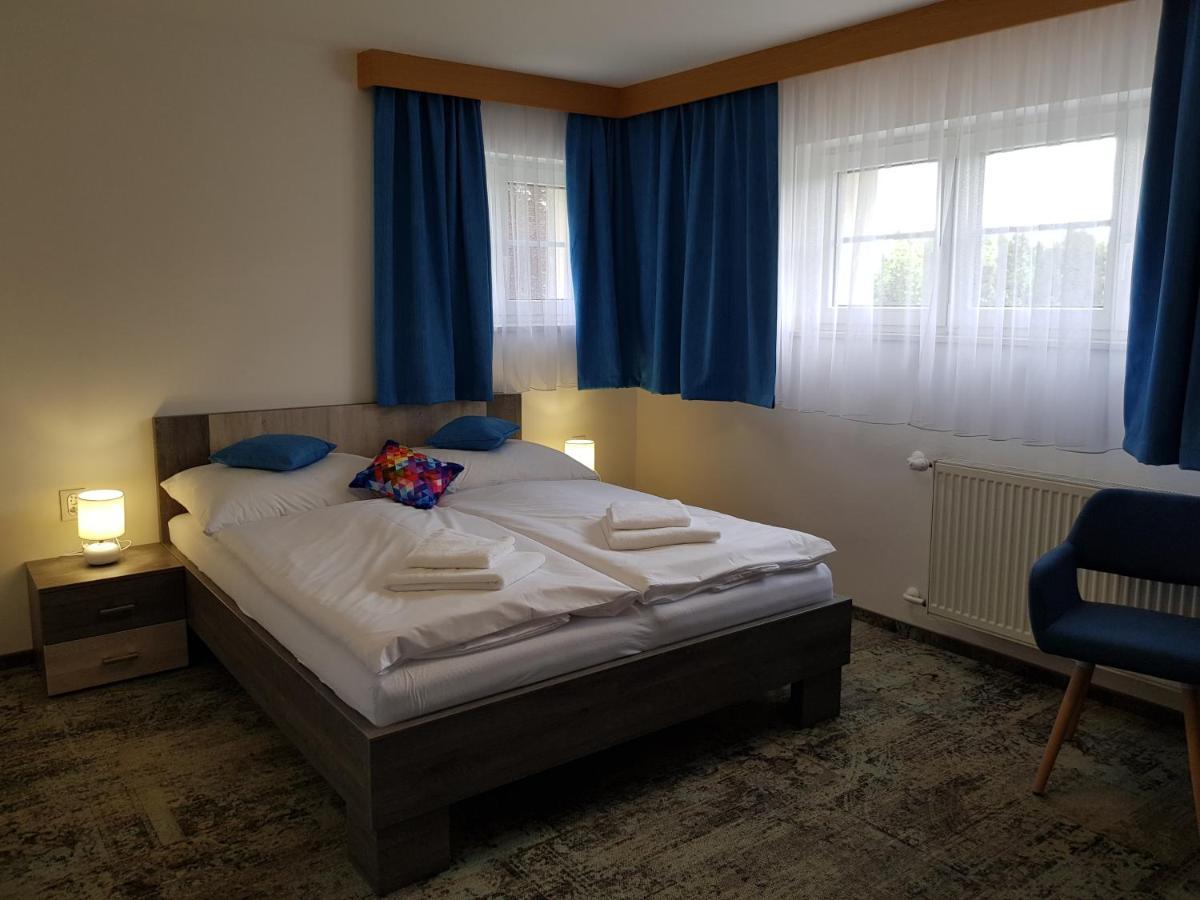 Penzion Vila Tereza Hranice  Kültér fotó